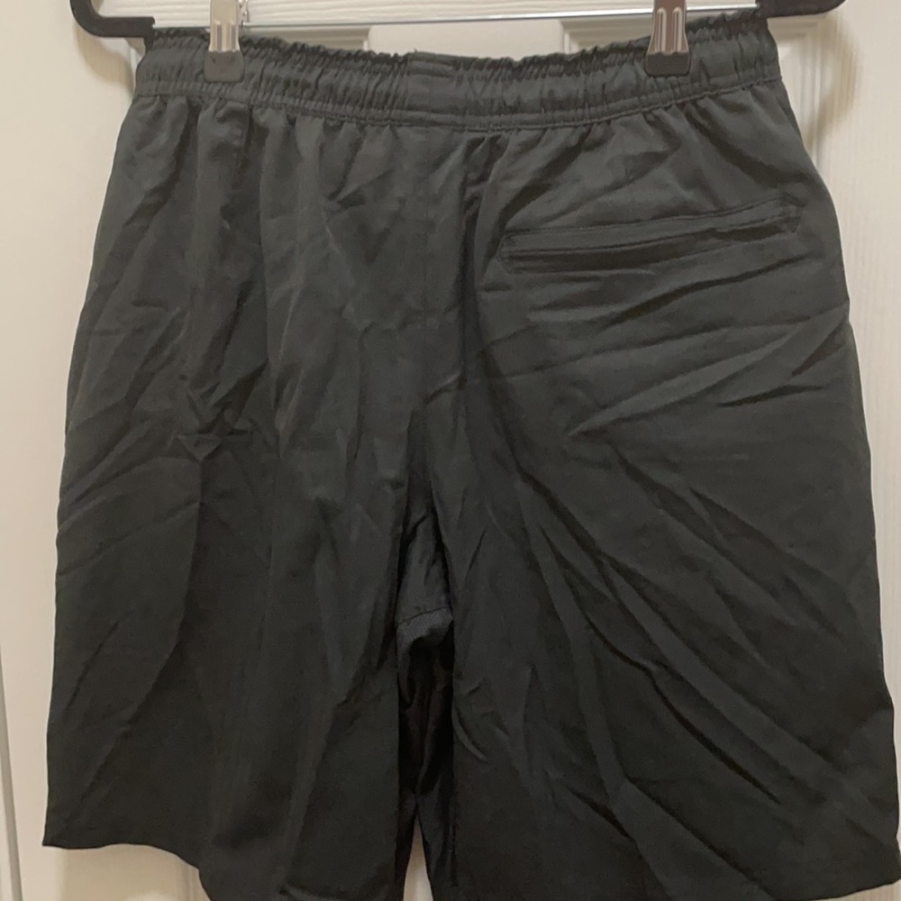 Nike Tennis Shorts - Picture 5 of 6